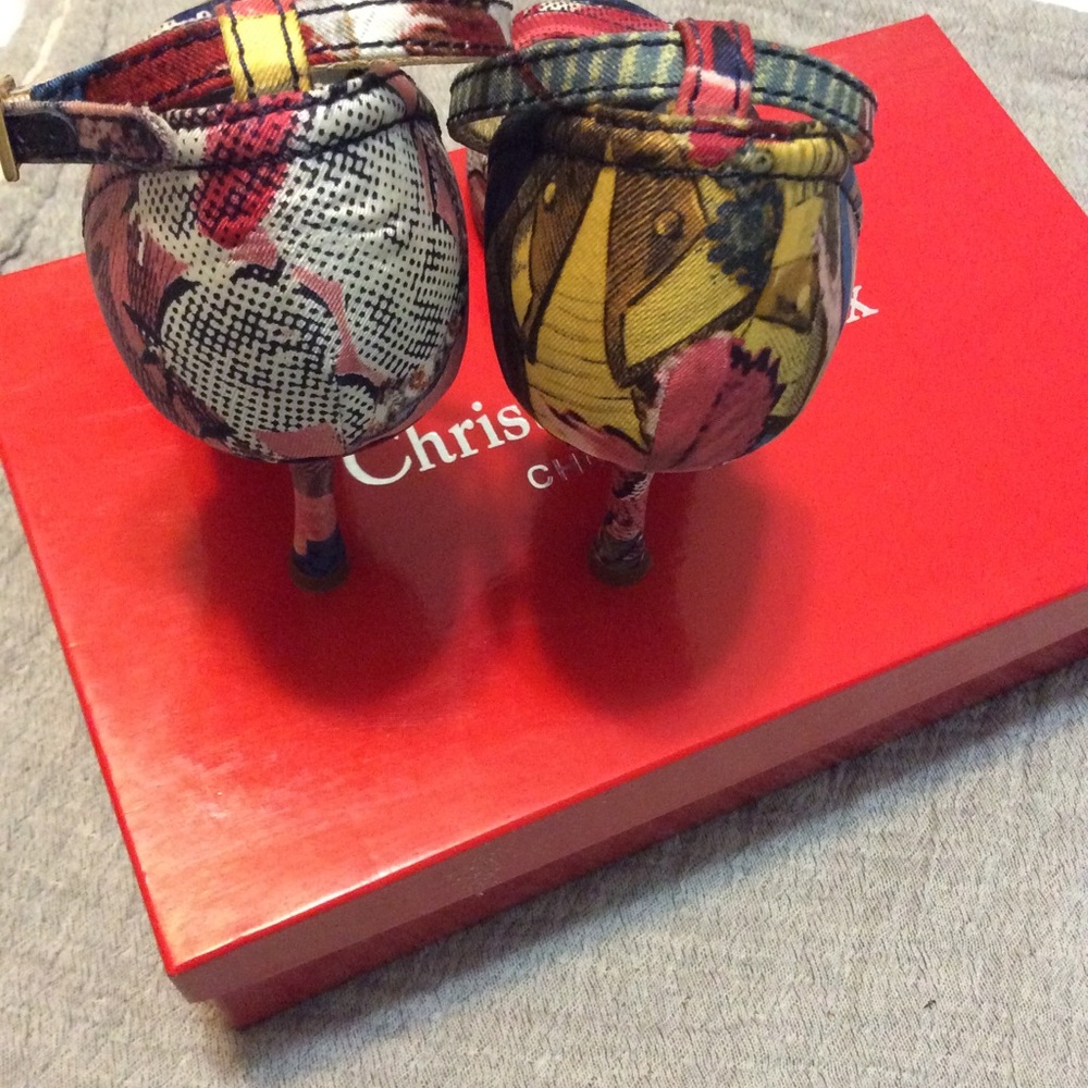Vintage Christian Lacroix pumps. - Picture 3 of 8